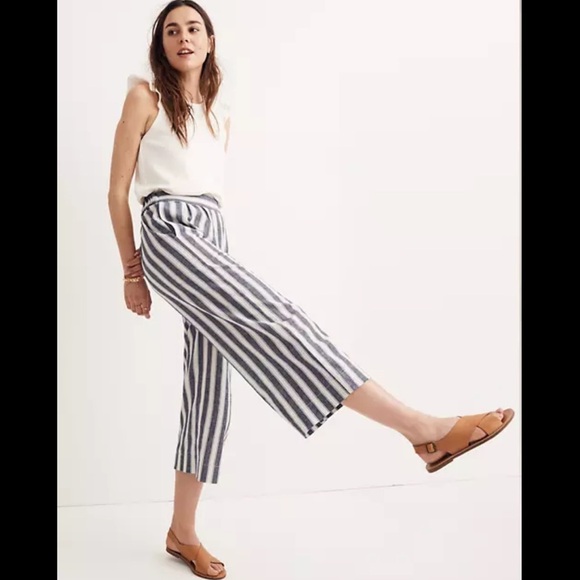 Madewell Linen Huston Pull-on Crop Pant in Stripes - Picture 3 of 10